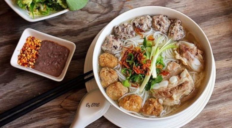 Hướng dẫn cách nấu bún mọc sườn thơm ngon, khó cưỡng Bún sườn mọc là món ăn thơm ngon được rất nhiều người yêu thích
