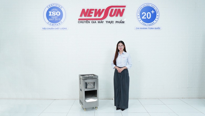 Kiểu dáng vuông vắn, nhỏ gọn Kiểu dáng vuông vắn, nhỏ gọn