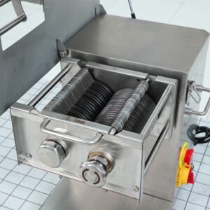 May thai thit tuoi song NS RQ III ava4