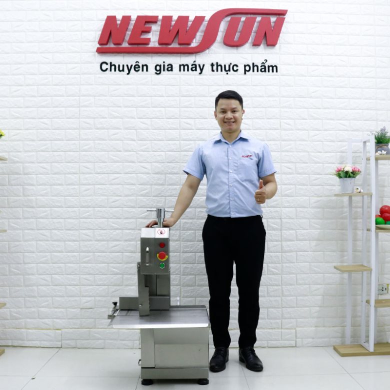 Máy có kết cấu chắc chắn giúp hạn chế rung lắc