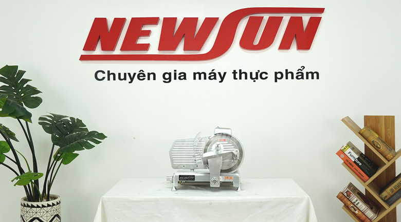 may-thai-thit-se-lanh-es250n-8 Máy thái thịt se lạnh ES250N
