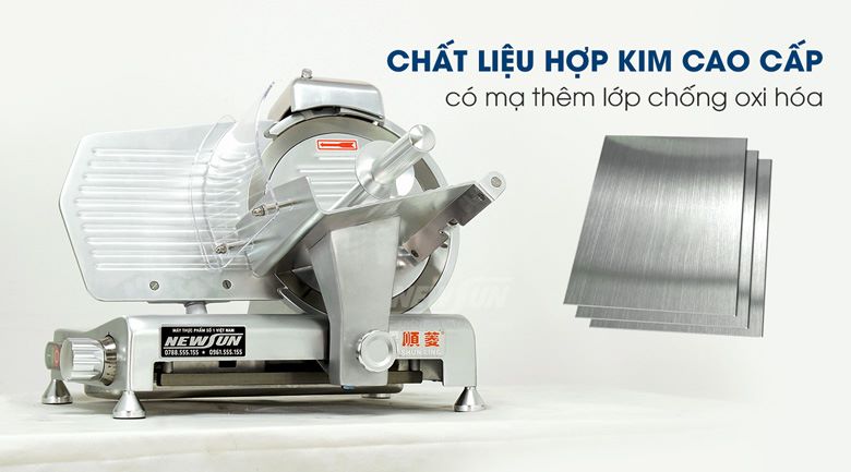 Thân máy hợp kim nhôm bền chắc, bề mặt sáng và dễ vệ sinh.